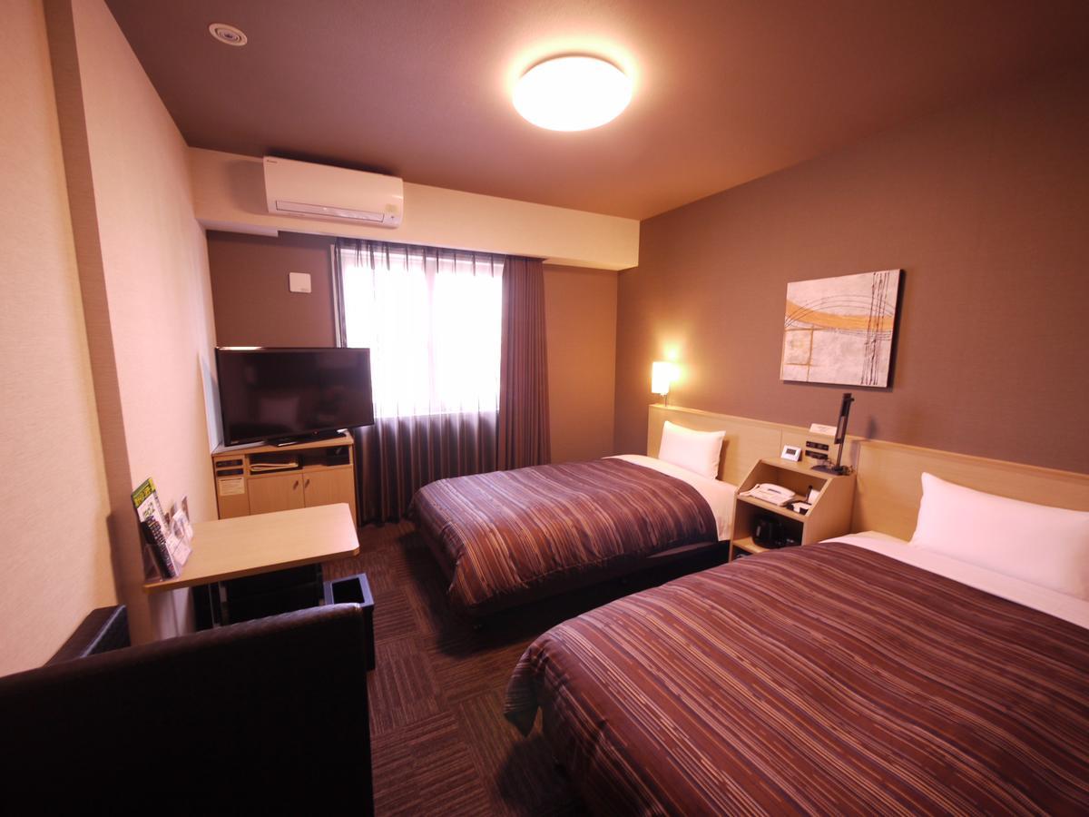 Route Inn Grantia Komatsu Airport Luaran gambar